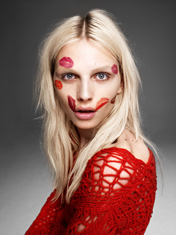 Previiew-John-Paul-Pietrus-SeventhMan-Andrej-Pejic