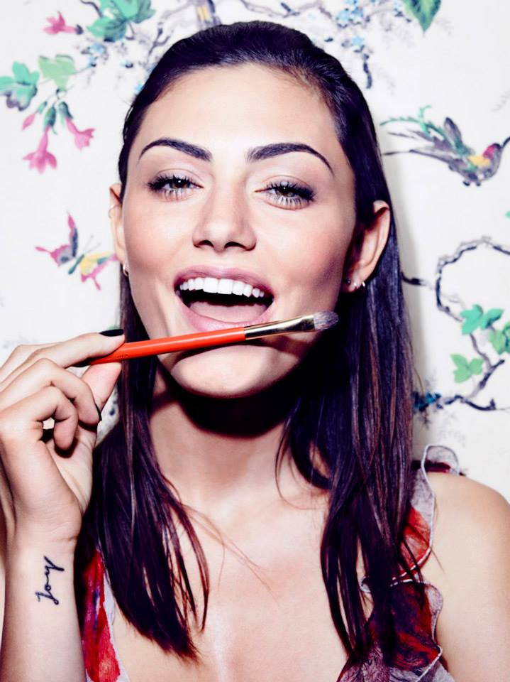 Phoebe-Tonkin-Glamour-US-Dusan-Reljin-3