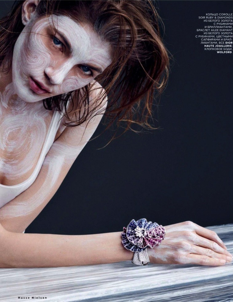 Vogue-Russia-September-2014-Valery-Kaufman-Hasse-Nielsen-6