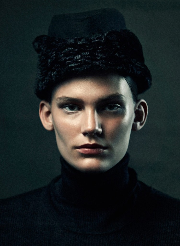 Vogue-Turkey-October-2014-Lena-Hardt-Andreas-Ohlund-Maria-Therese-1