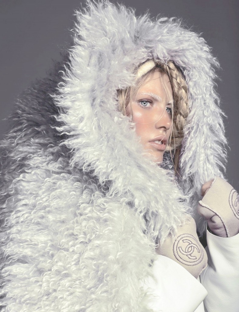 Vogue-Netherlands-November-2014-Ishi-Emily-Baker-4