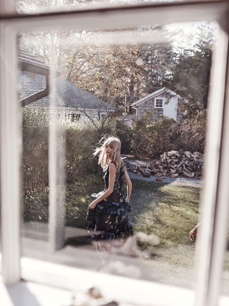Vogue-Australia-March-2015-Julia-Stegner-Benny-Horne-Tyron-Machhausen-5