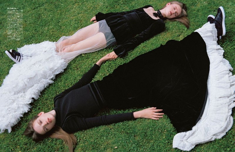 Michal-Pudelka-Sisterhood-Vogue-Japan-October-2015-2