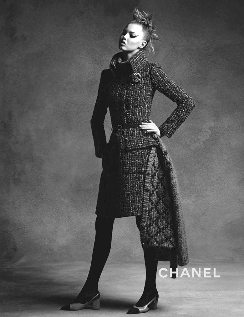 Sam-McKnight-Chanel-Fall-Winter-2015-16-Campaign-Karl-Lagerfeld-Lindsey-Wilson-Anne-Ewers-5