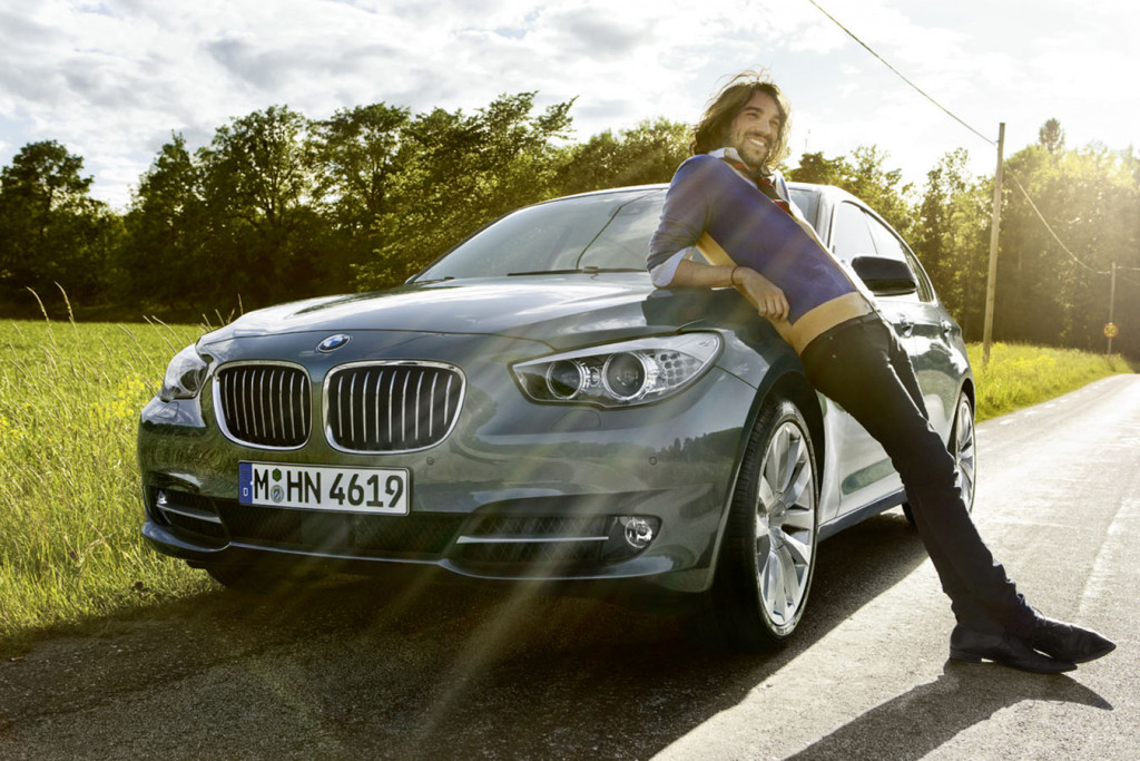 BMW_Mag_0209_YS1J0350-0272_V03