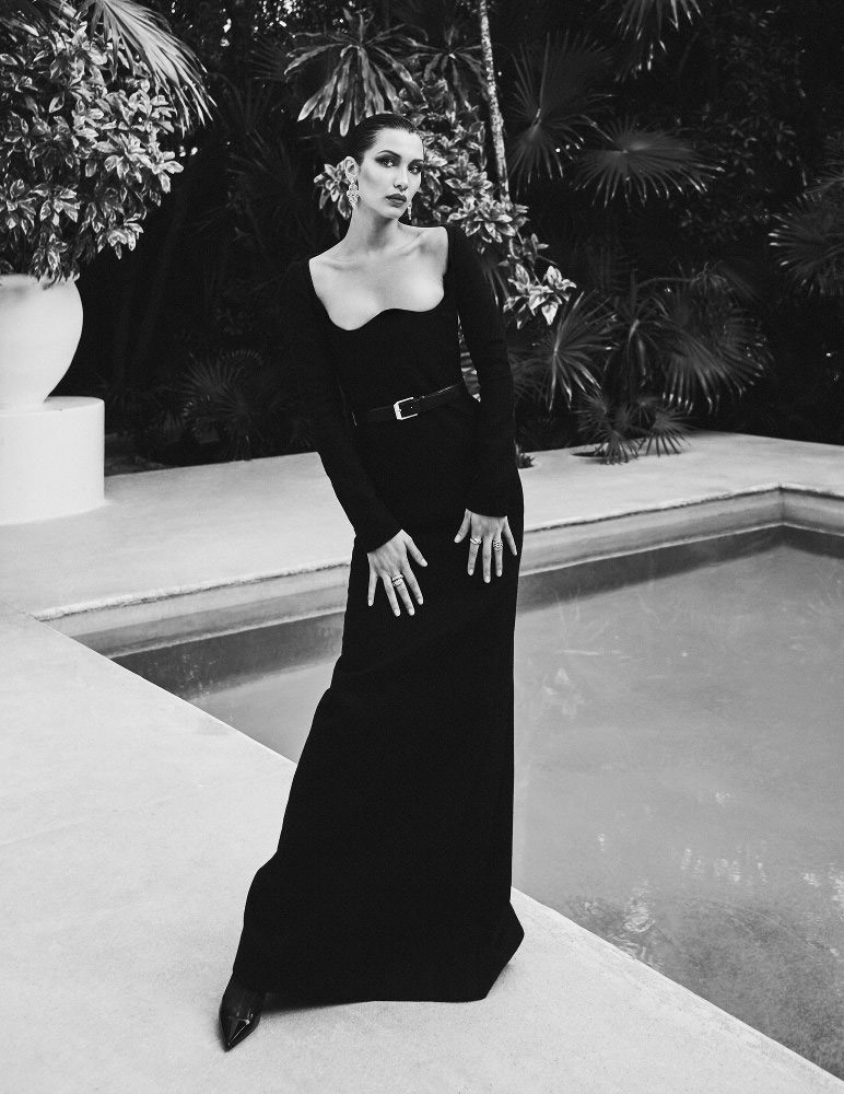 Bella-Hadid-for-Vogue-Mexico-by-Chris-Colls-and-Fulvia-Farolfi-2