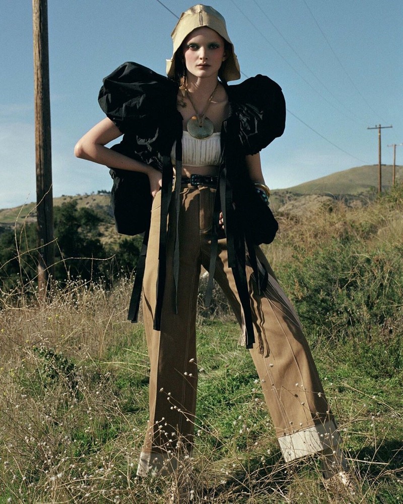 Mel-Bles-Primrose-Archer-Vogue-China-June-2020-2