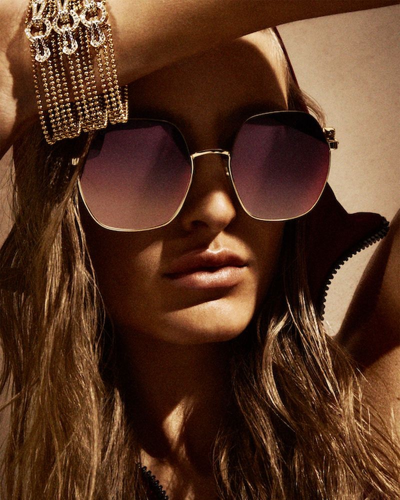 Gold Rush beauty editorial for V Magazine photographed by Marcus Ohlsson-2