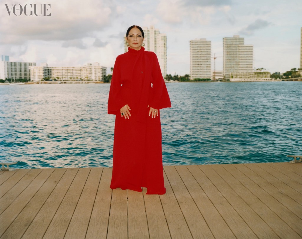 Cover story with Gloria Estefan and her daughter Emily photographed by Alexander Saladrigas for Vogue Mexico-6
