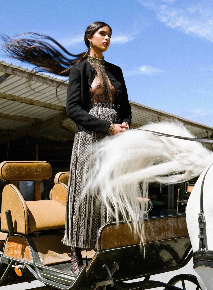 Cover story by Stéphanie Volpato for Harper's Bazaar Brazil-5