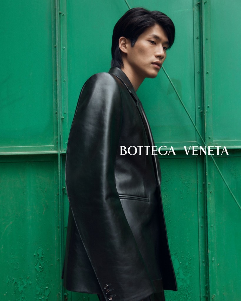 Bottega Veneta Winter 22 campaign by Photographers Louise & Maria Thornfeldt-7