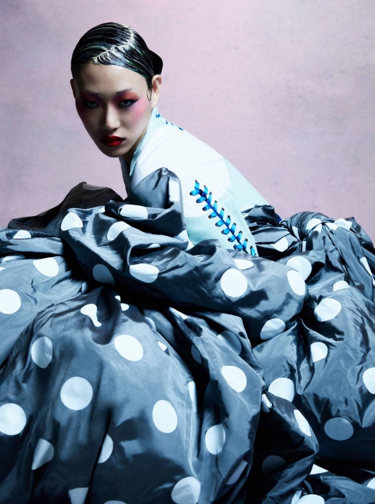 Beauty editorial and cover for Vogue Italia photographed by Carlijn Jacobs-6
