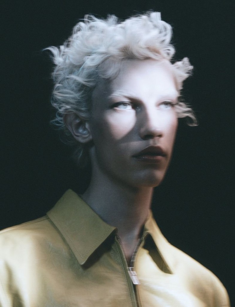 Editorial »Nouvelle Ère« by photographer duo Van Mossevelde + N for Numéro France-5