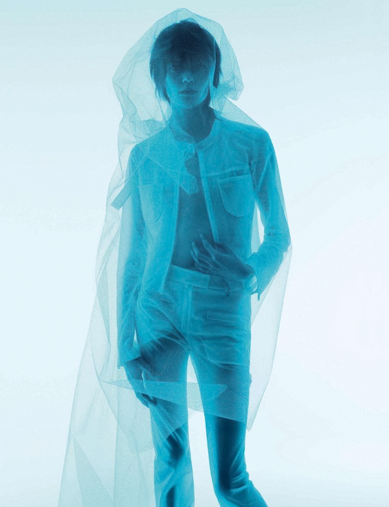Fashion editorial »Transcendance« for Numéro France shot by Jean Baptiste Mondino and Make-up by  Tatsu Yamanaka-3