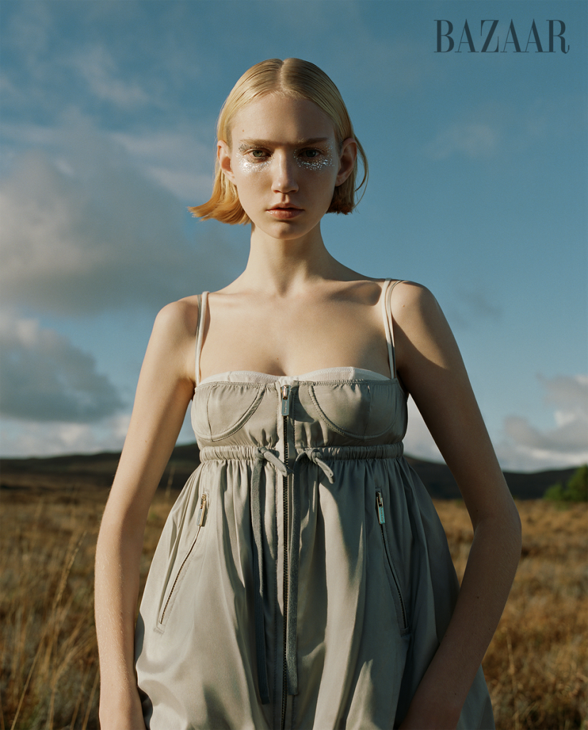 Fashion editorial »Big Skye« by photographer Ben Toms for Harper's Bazaar-1