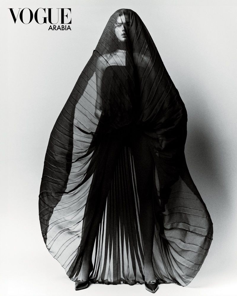 Photographer Txema Yeste shot Rania Benchegra for Vogue Arabia-2