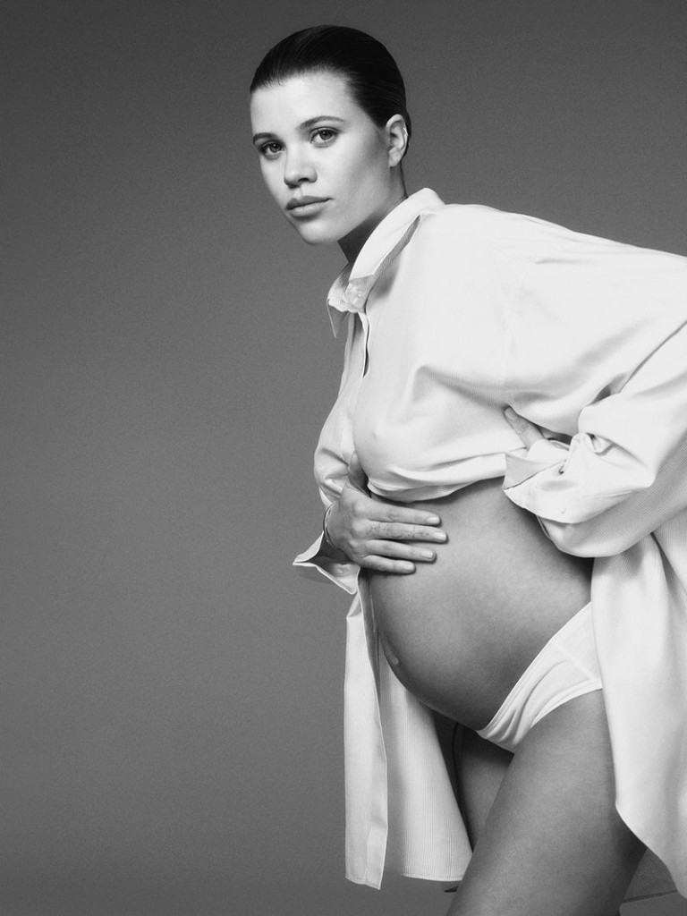 Yulia Gorbachenko shot Sofia Richie Grainge for American Vogue-7
