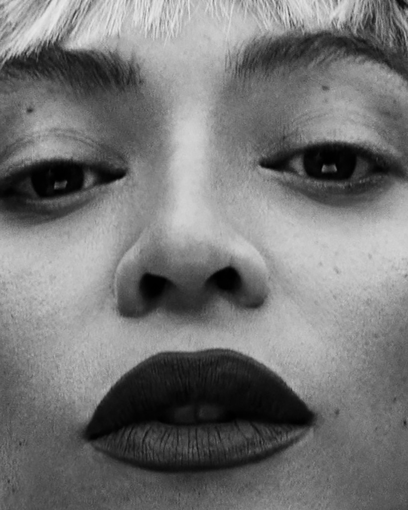 Beyoncé photographed by Louise & Maria Thornfeldt for CR Fashion Book-6