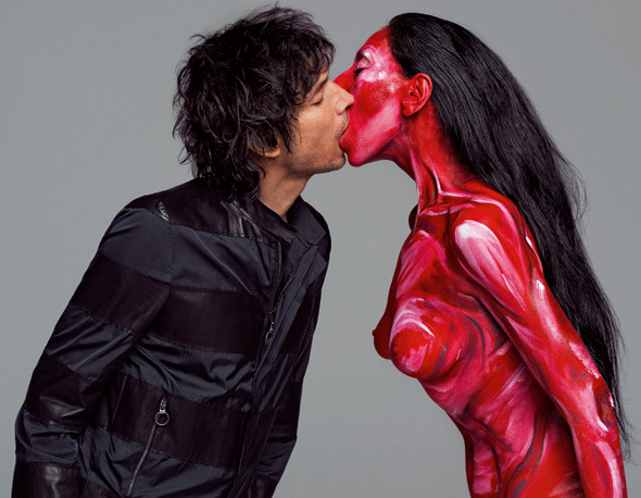 inez-van-lamsweerde-and-vinoodh-matadin-book-pretty-much-everything-kiss-2